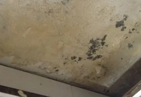 忻府阳台漏水维修公司分享下忻府卫生间渗水维修需要注意哪些问题。