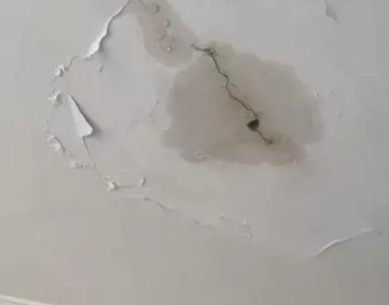 忻府阳台漏水维修公司分享下屋面防水工程质量问题原因分析